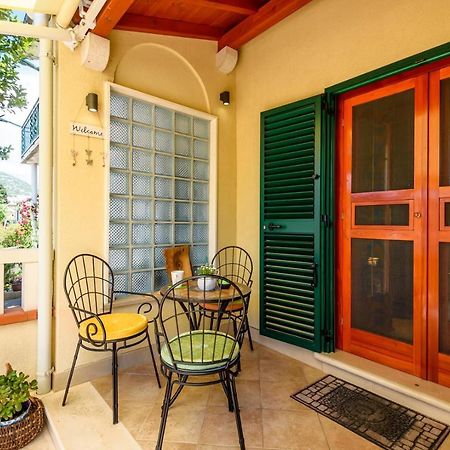 Apartment Jadranka With Sea View In Rogotin ภายนอก รูปภาพ