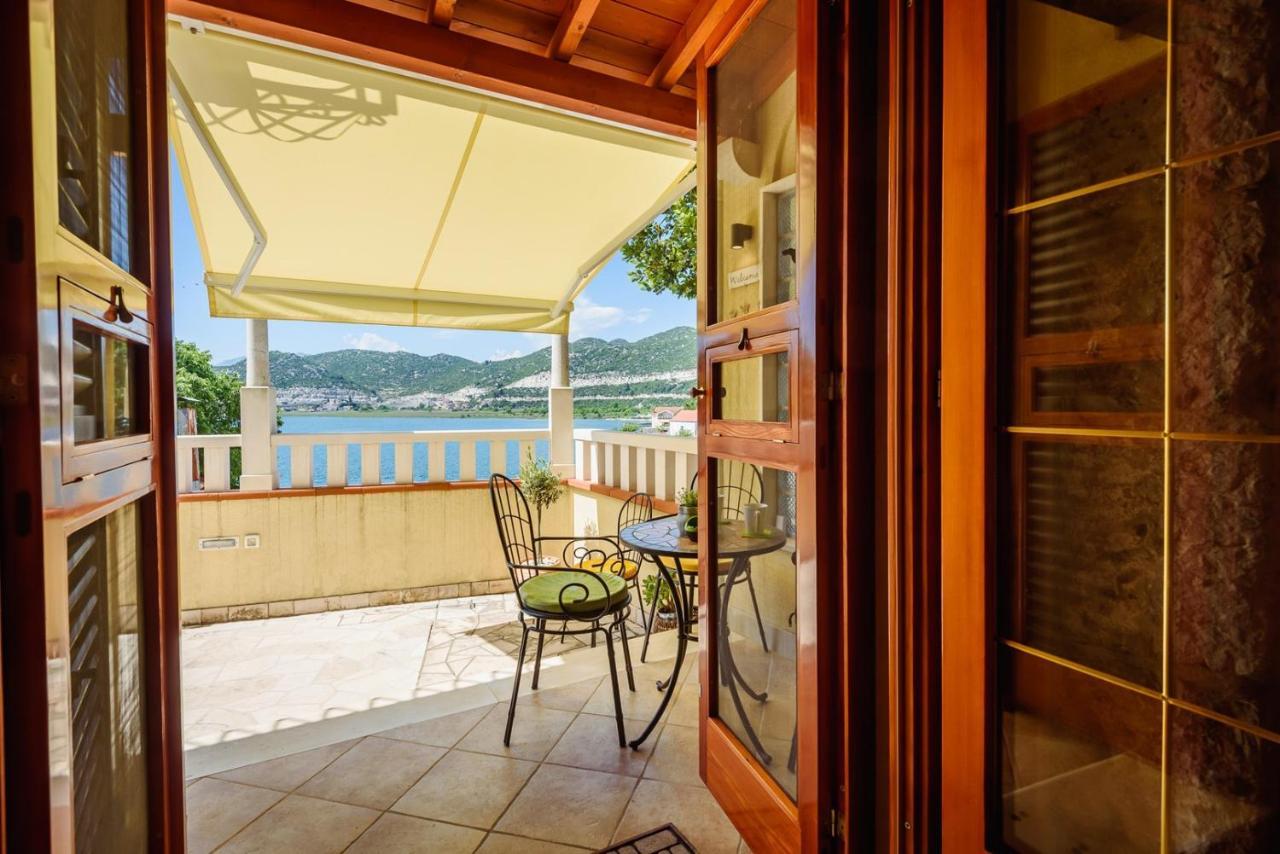 Apartment Jadranka With Sea View In Rogotin ภายนอก รูปภาพ