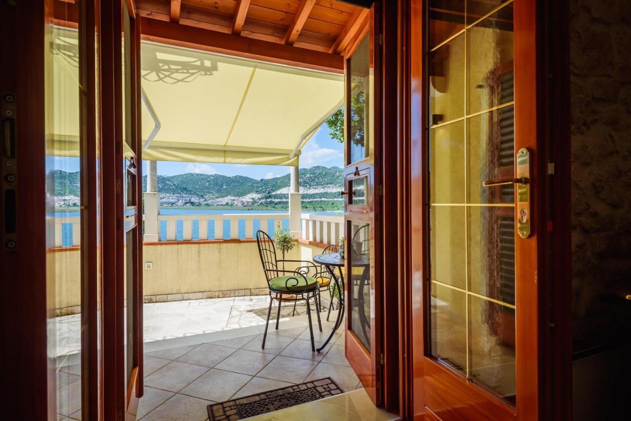 Apartment Jadranka With Sea View In Rogotin ภายนอก รูปภาพ