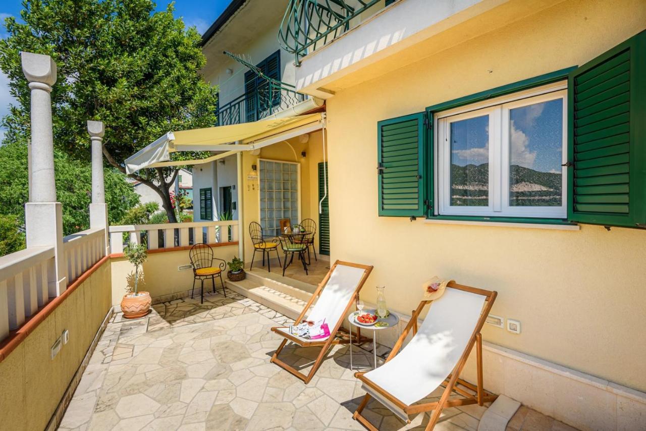 Apartment Jadranka With Sea View In Rogotin ภายนอก รูปภาพ